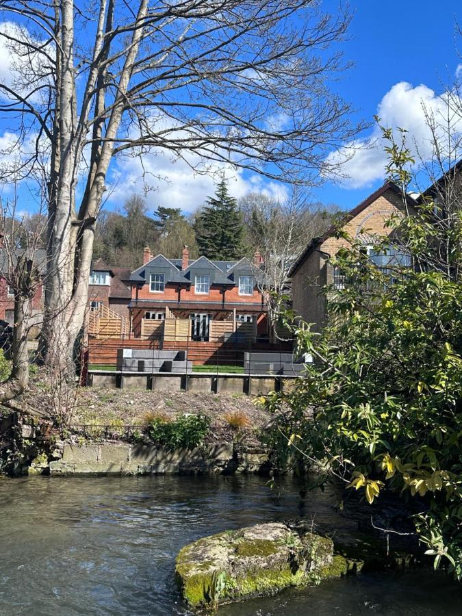 Beautiful House On The River Itchen Villa Winchester Dış mekan fotoğraf